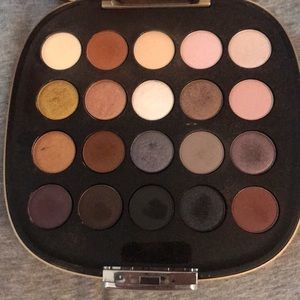 Marc Jacobs 2016 holiday eyeshadow palette